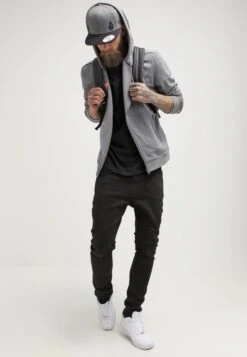 Pier One Vaqueros Slim Fit - Black Denim -Pier One 110ced7bbb2d4b24a8554f83195e2d59