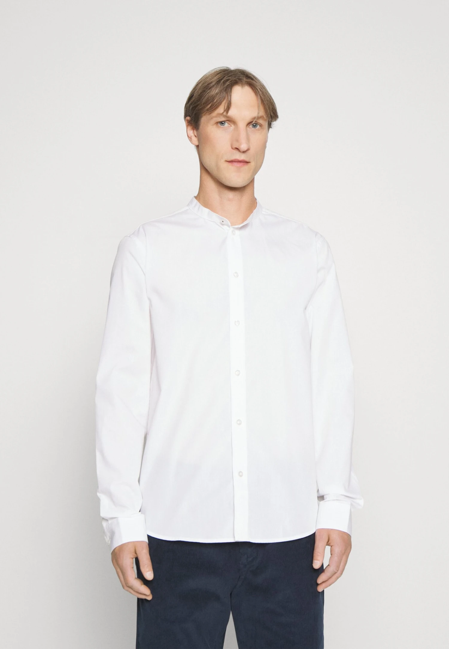 Pier One 2 Pack - Camisa - White/Olive 2 Pier One 2 Pack - Camisa - White/Olive - Imagen 2