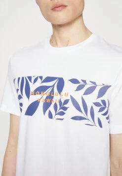 Pier One Leaf Chest Print Tee- Camiseta Estampada - White -Pier One 34f25c46da0e4cd0b3d1bff68b20c9d5
