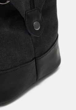 Pier One Unisex - Bolsa De Viaje - Black 9 Pier One Unisex - Bolsa De Viaje - Black -Pier One 390fd20969e24bffab2b5942d8c452e7