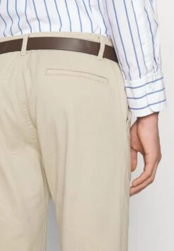 Pier One Pantalones Chinos - Beige -Pier One 4318e1a86cf147df8d5ae02961ce37f6