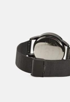 Pier One Smartwatch - Black -Pier One 6fc779f999494e8b9c88ed92e9b2f178