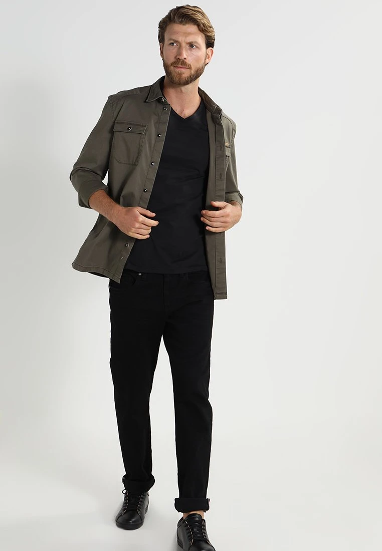 Pier One 2 Pack - Camiseta Básica - Black 2 Pier One 2 Pack - Camiseta Básica - Black - Imagen 2