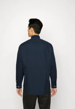 Pier One 3 Pack - Camisa Elegante - White/Light Blue/Dark Blue -Pier One 9c5bc8c34ea0415fb949ca66c8b6f9f0