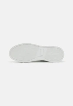 Pier One Unisex - Zapatillas - White 10 Pier One Unisex - Zapatillas - White -Pier One a44841b7759c4f79b83cd5c4d2028754