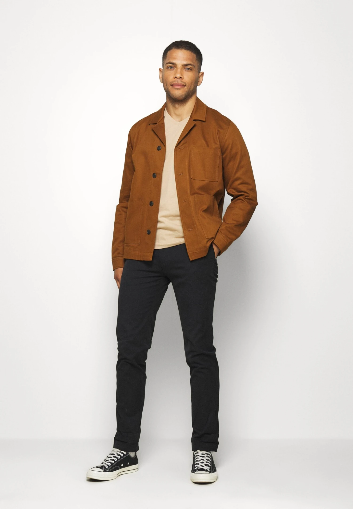 Pier One 3 Pack - Camiseta Básica - Khaki/Tan/Dark Blue 1 Pier One 3 Pack - Camiseta Básica - Khaki/Tan/Dark Blue