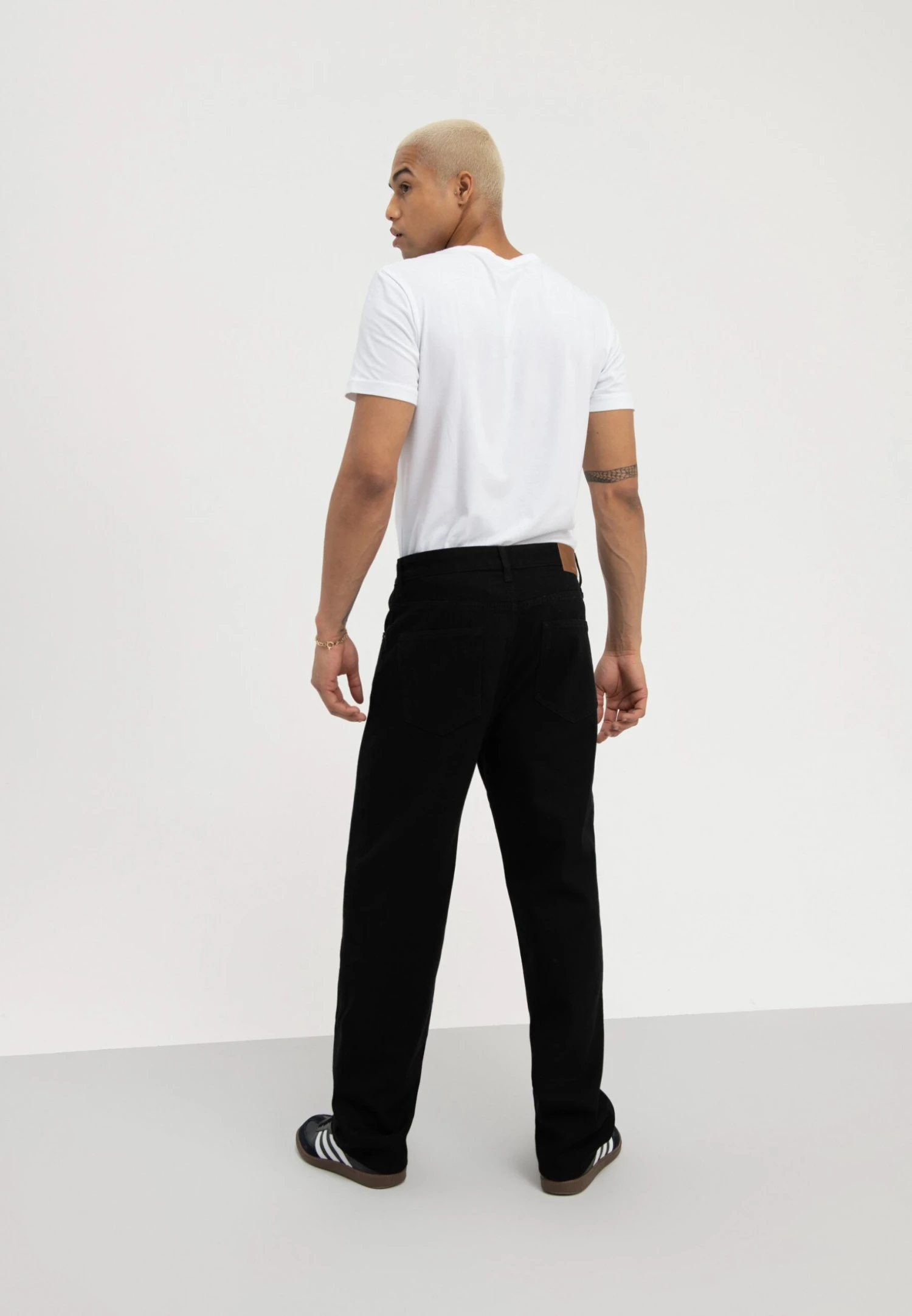 Pier One Vaqueros Boyfriend - Black Denim 3 Pier One Vaqueros Boyfriend - Black Denim - Imagen 3