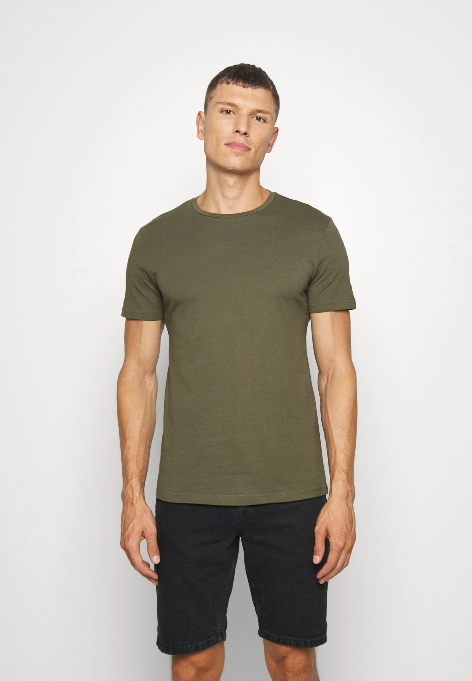 Pier One 7 Pack - Camiseta Básica - White/Blue/Green 3 Pier One 7 Pack - Camiseta Básica - White/Blue/Green - Imagen 3