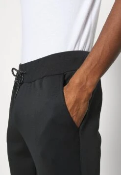 Pier One Pantalones Deportivos - Black 9 Pier One Pantalones Deportivos - Black -Pier One e52c3d679a484821b3134a6146f40559