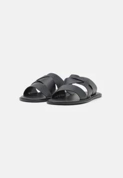 Pier One Sandalias Planas - Black -Pier One e78a15c55ab142b08ca6659dece321ee