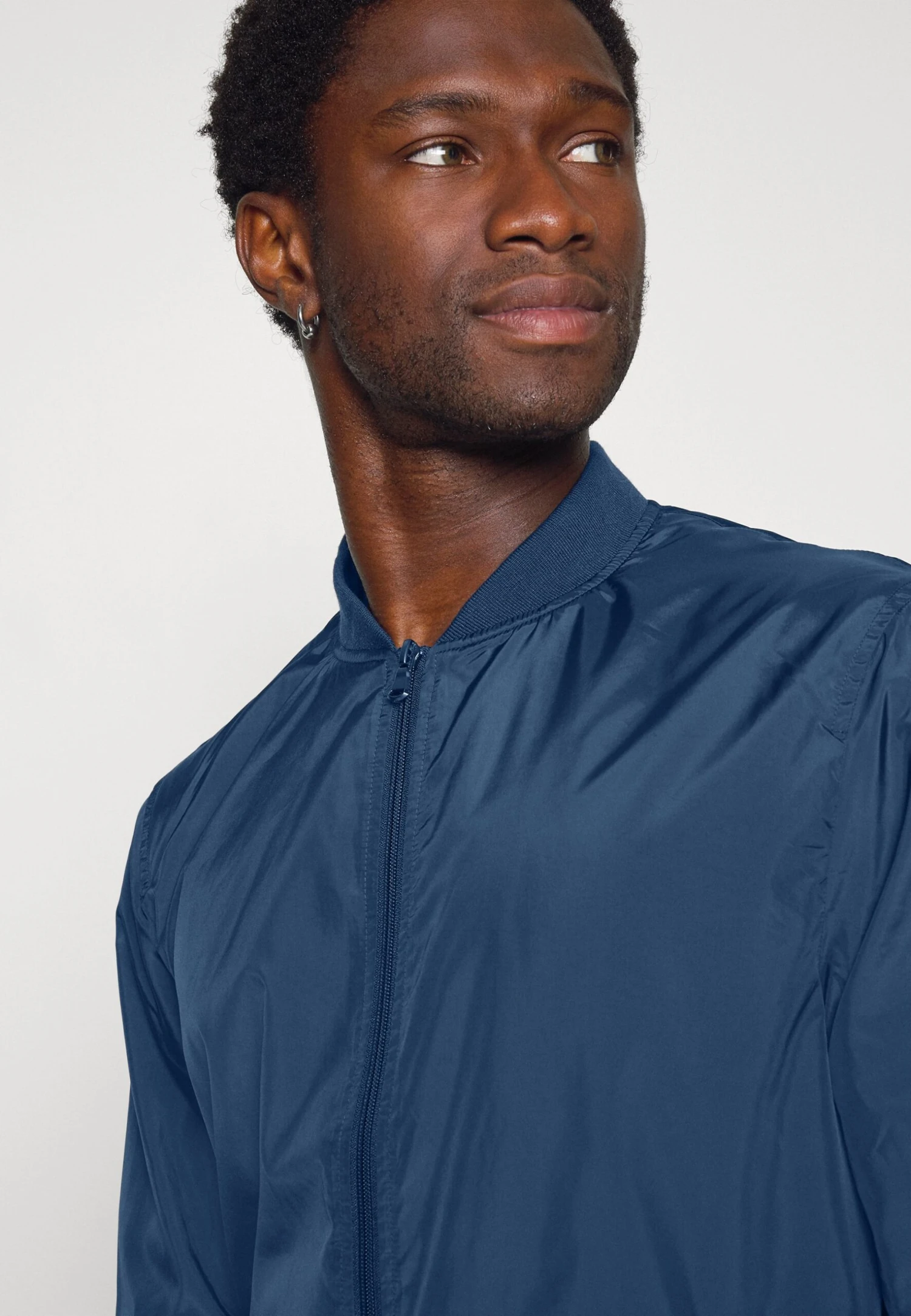 Pier One Chaquetas Bomber -Dark Blue 5 Pier One Chaquetas Bomber -Dark Blue - Imagen 5