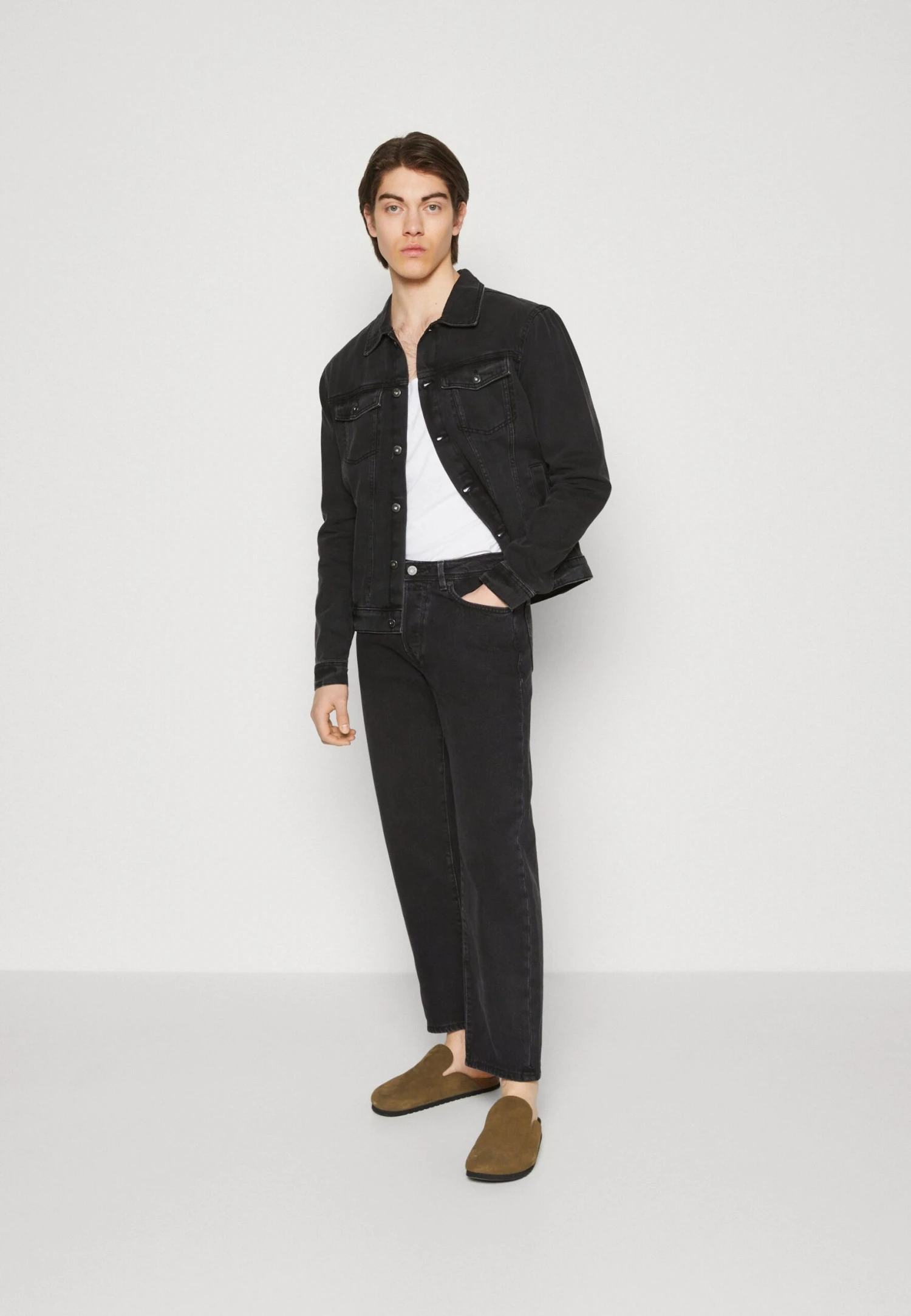 Pier One Chaqueta Vaquera - Black 2 Pier One Chaqueta Vaquera - Black - Imagen 2